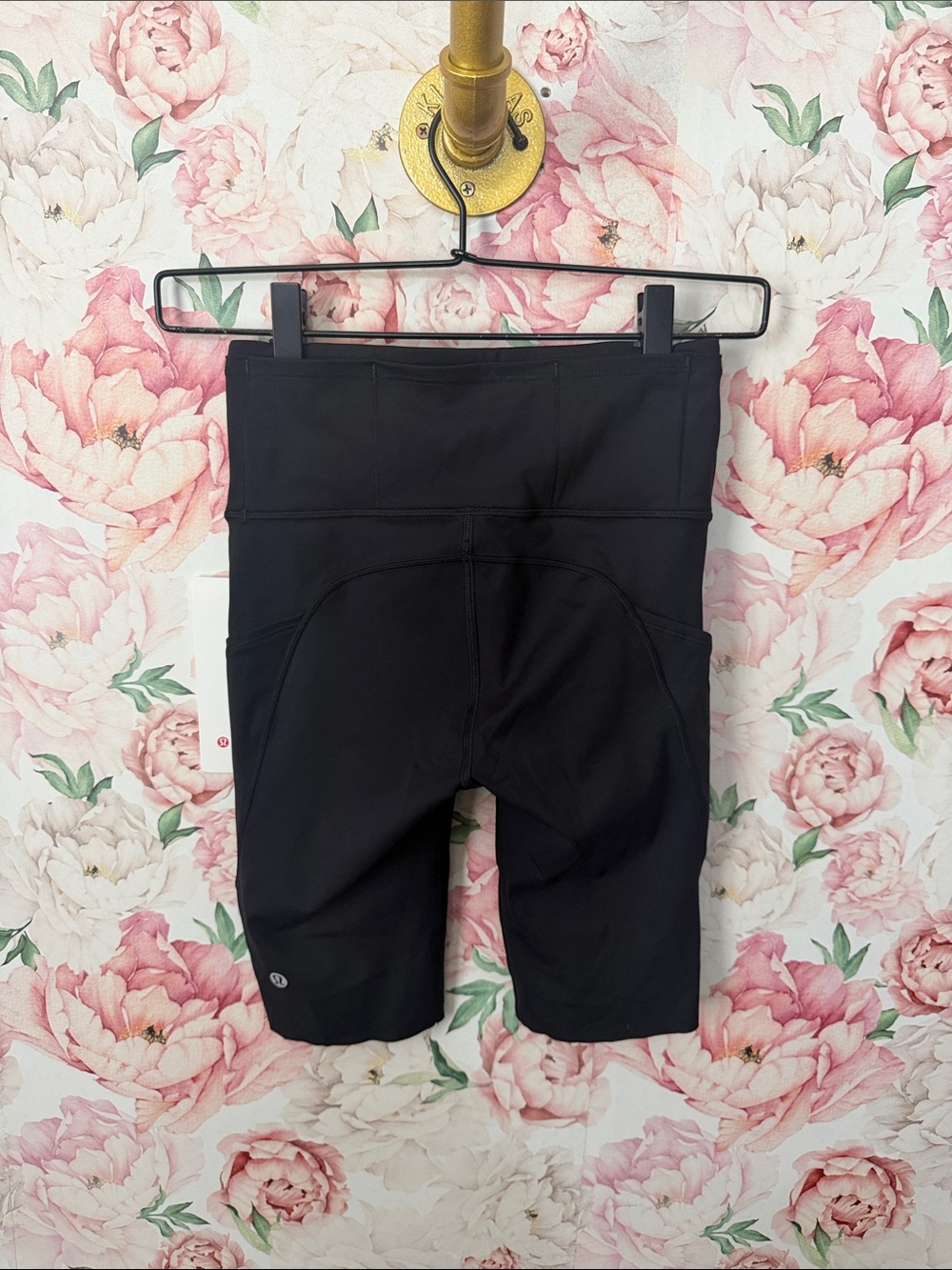 177-$40 NWT *FREE SHIP* Lululemon Fast And Free Short 10" Black 4 Biker Pockets - Picture 4 of 5